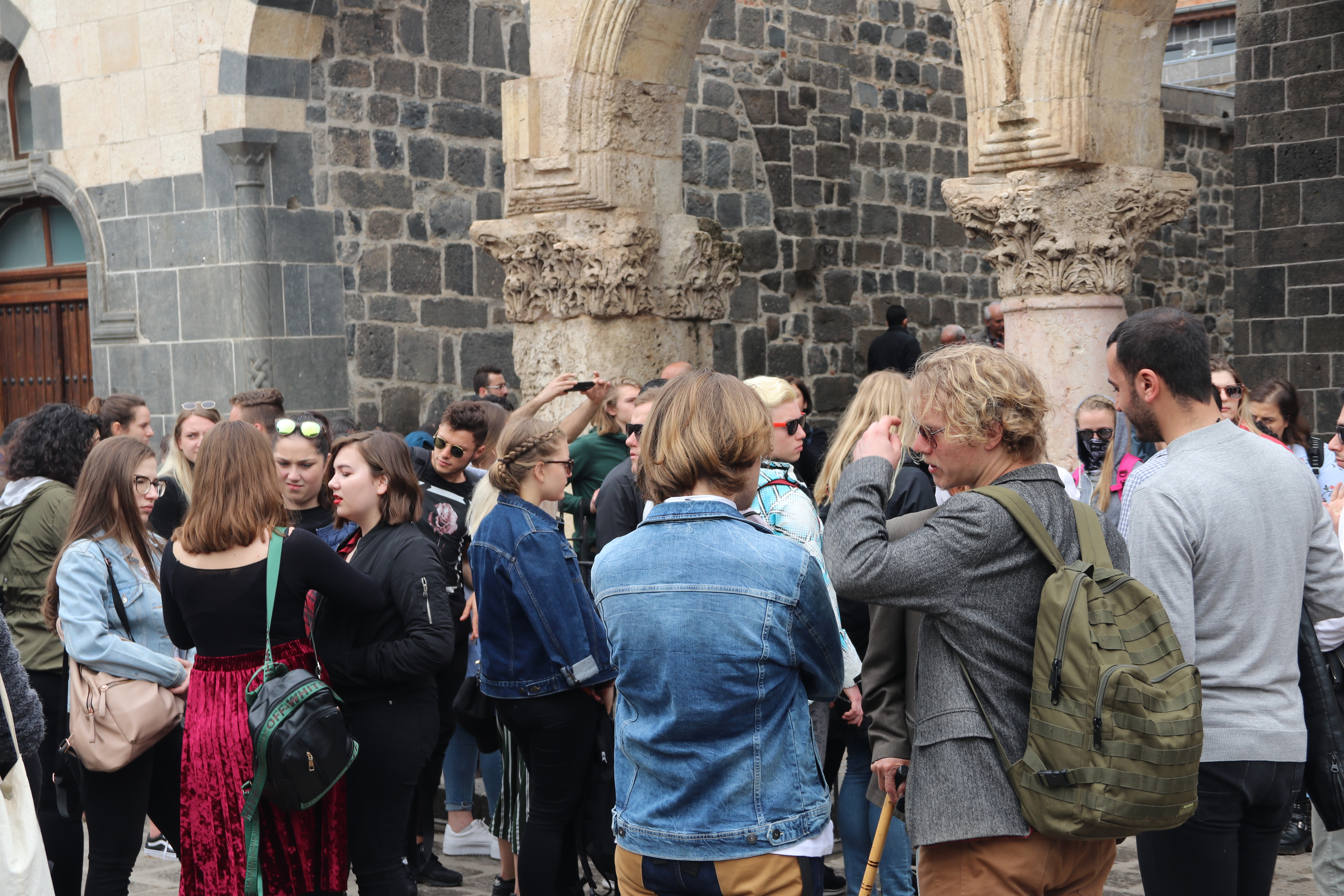  FOTO - Diyarbakır'a turist akını